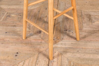 oak-stool-legs